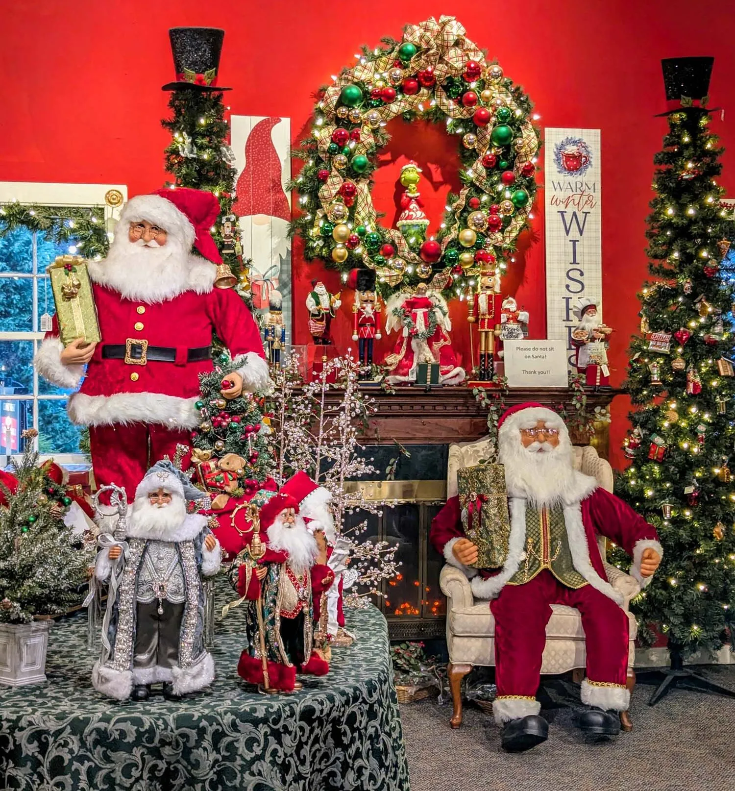 healthywomens ninth annual instructional match clickbizhub a christmas display at pine wreath candle with santas a wreaths